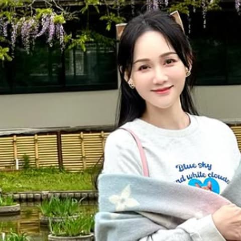 陈乔恩怒怼香港机场地勤!不耐烦?还不如回家待着!