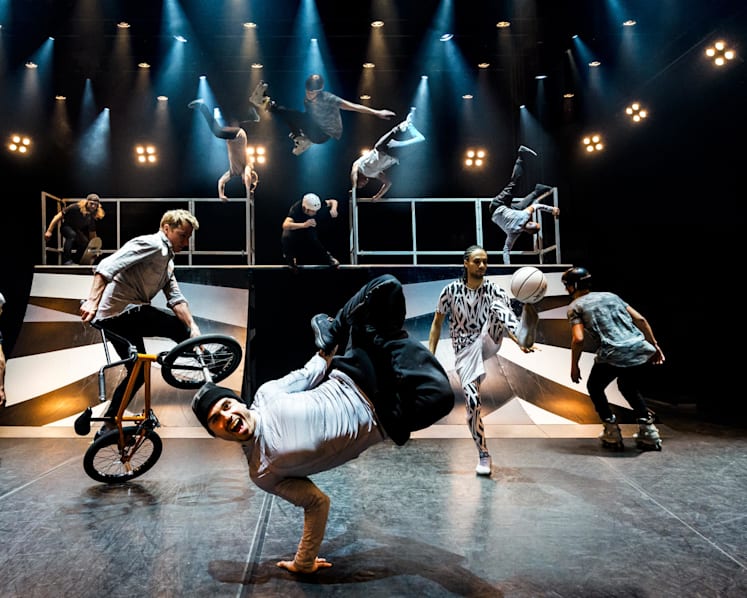 Esplanade celebrates dance in multiple forms this November and December 