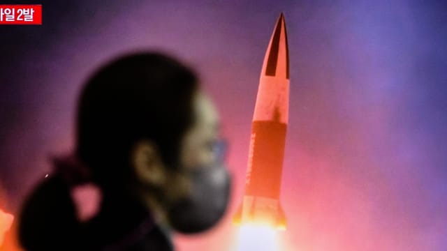 外媒：朝鲜今向东部海域发射两枚短程弹道导弹