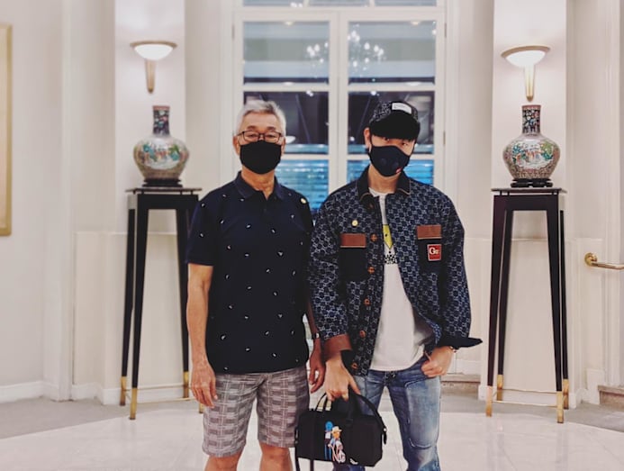 Netizens Say JJ Lin & His Dad Can Pass Off As Brothers - CNA Lifestyle