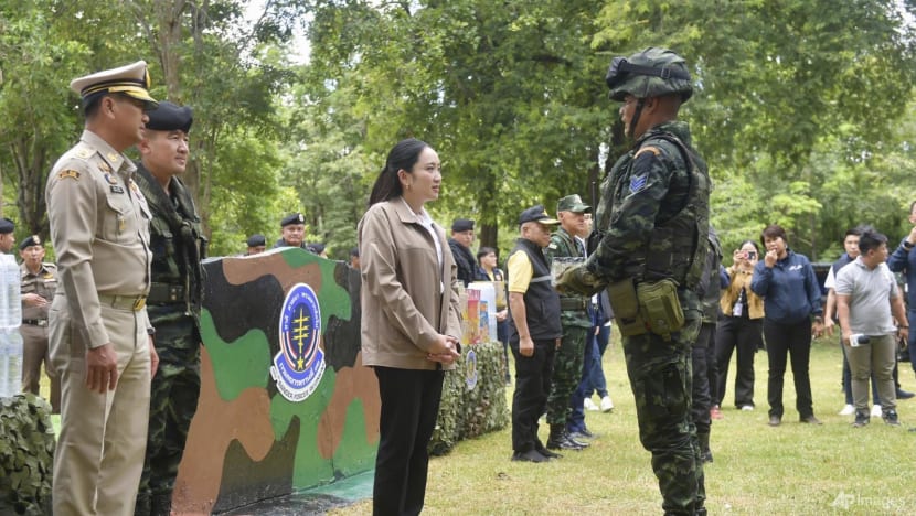 Thai PM, former Cambodian leader visit disputed border as tensions simmer Thai PM, former Cambodian leader visit disputed border as tensions simmer