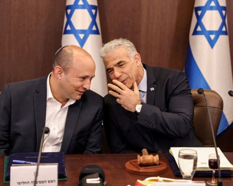 Netanyahu's biggest rivals join forces for Israel's next election
