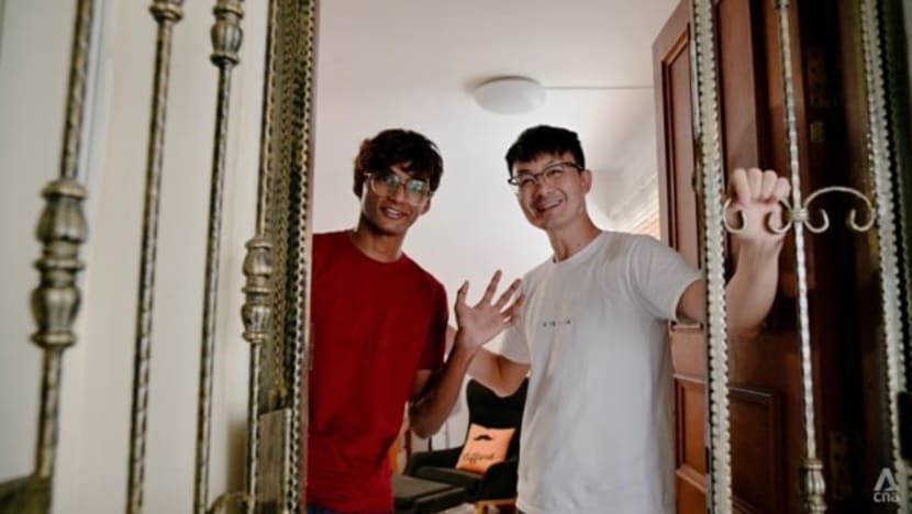 Warga Singapura ini tidak berat hati untuk kongsi rumahnya dengan orang lain. Apa sebabnya? Warga Singapura ini tidak berat hati untuk kongsi rumahnya dengan orang lain. Apa sebabnya?