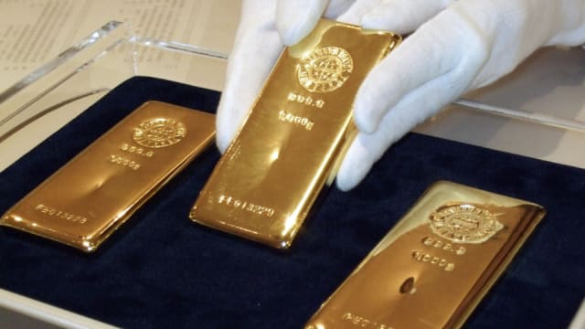 特朗普推行高额关税政策后 日本掀起黄金投资热潮