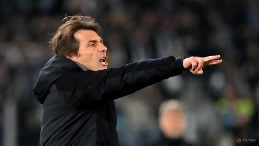 Title contenders Napoli focusing on the present  as they look to end three-game slump