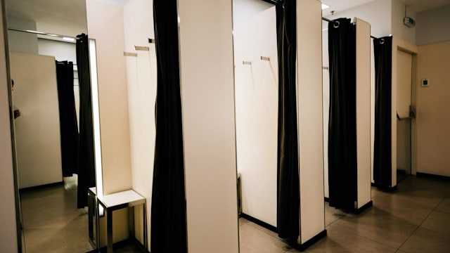 马国女子商场试衣 三度遭冒友人色狼拉窗帘骚扰