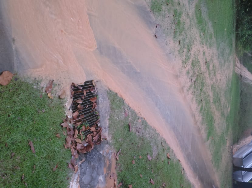 Water from burst pipe floods SMU campus Water from burst pipe floods SMU campus