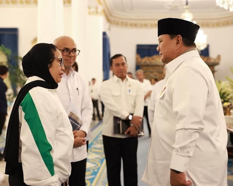 New head of Indonesia’s free meals programme quits after 45 days citing health reasons, as budget cuts loom