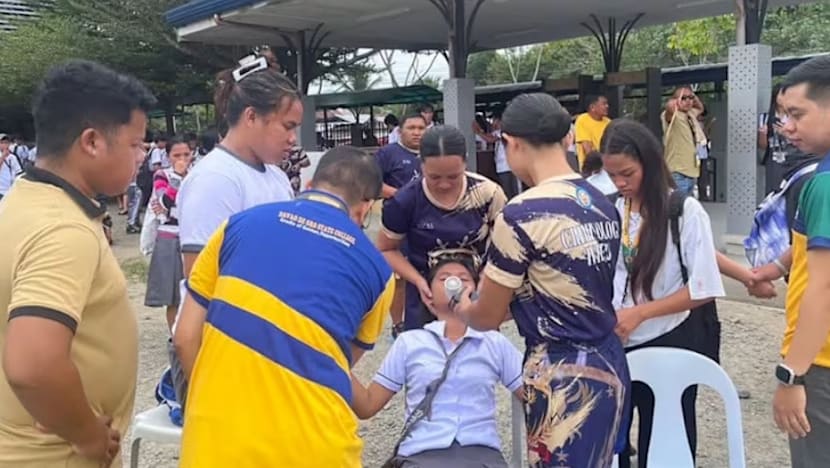 1 maut dalam gempa kuat selatan Filipina; amaran tsunami ditarik balik