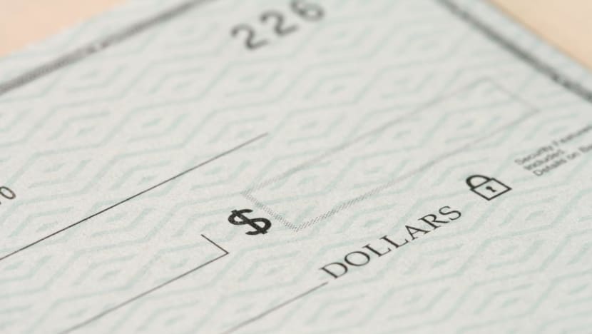 Banks to charge between S$0.75 and S$3 for use of Singdollar cheques from Nov 1
