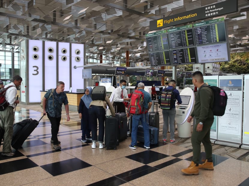 All travellers who show symptoms of fever or respiratory illness and who thus have to undergo a Covid-19 swab test at Singapore’s checkpoints will also have to serve a 14-day stay-home notice.