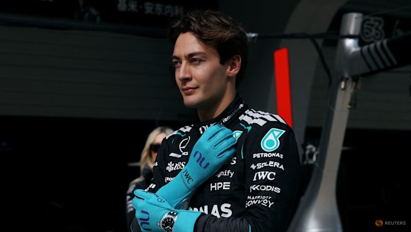  Chinese fans swoon over 'Big Sis' George Russell