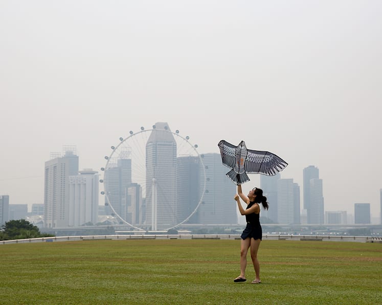 Unfazed by haze: S’poreans head outdoors despite PSI readings inching up on Sunday