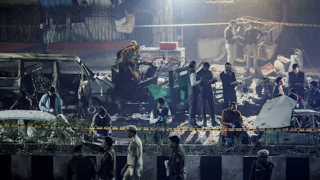 新德里汽车爆炸酿数十死伤 印警以反恐怖主义法查案