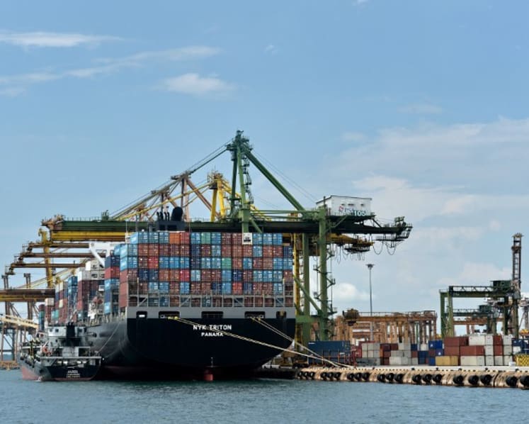 Singapore exports flat in August after July plunge