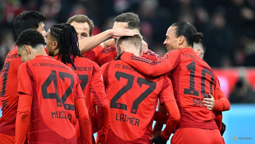 Leaders Bayern ease past Werder 3-0 for seventh straight league win