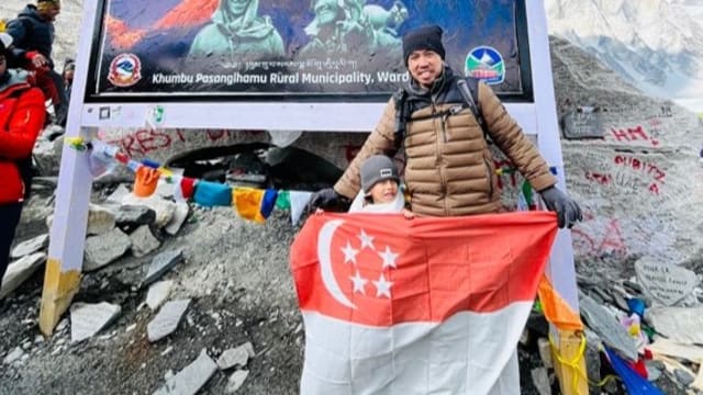 八天登上珠峰基地营 我国五岁男童刷新纪录