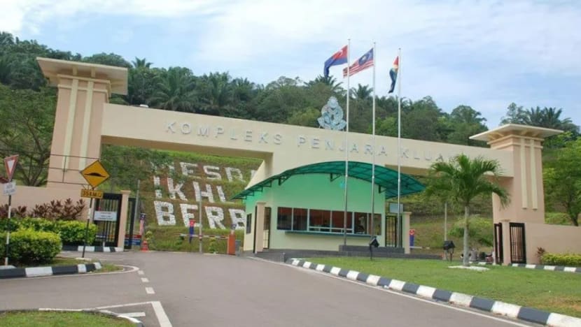 Gajah sesat masuk penjara Kluang