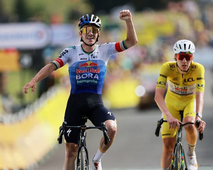 Evenepoel eyes time trial triumph to cement runner-up spot
