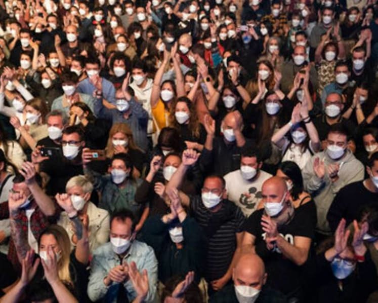 5,000 attend rock concert in Barcelona after COVID-19 screening