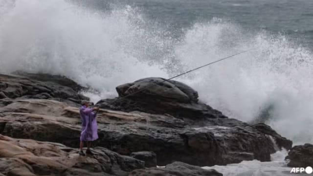 台风康妮增强为超强台风 料明早登陆台东沿海