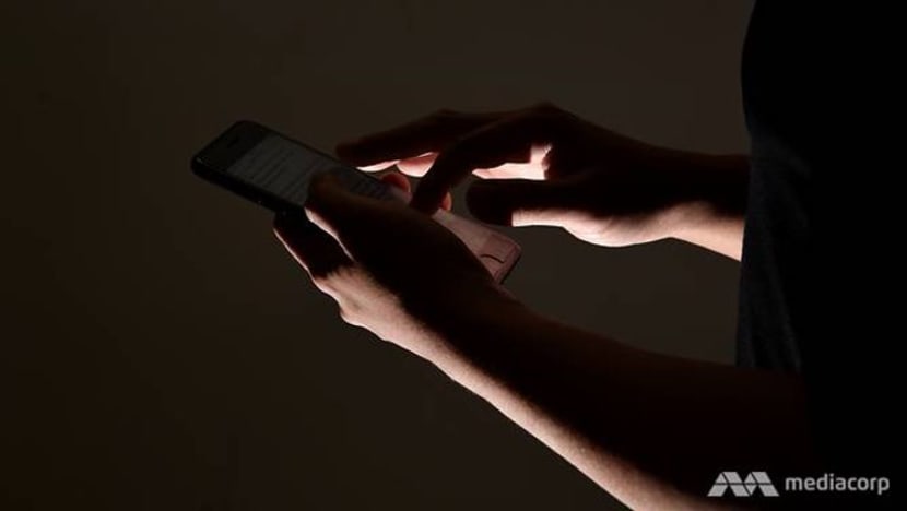 Radiasi telefon bijak boleh sebabkan remaja jadi pelupa