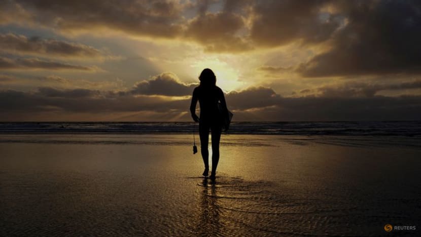 Two evolutionary changes underpinning human bipedalism are discovered