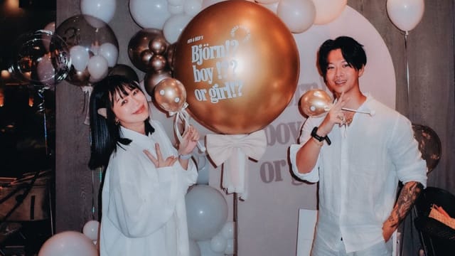 高尔宣和老婆为二宝举行性别揭晓派对！