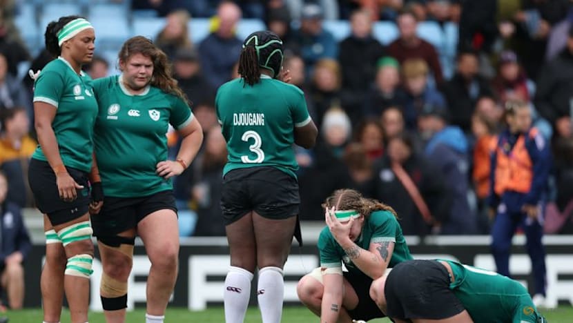 France come back from 13-point deficit to secure semi-final berth