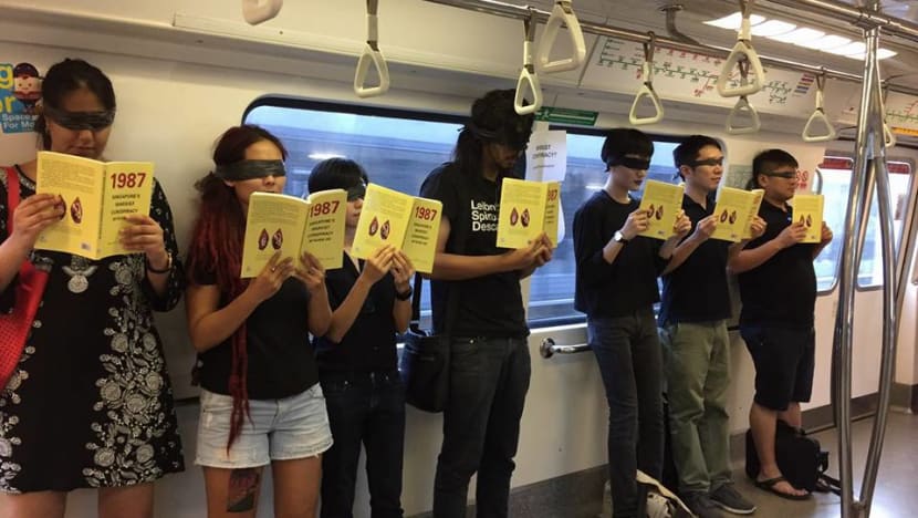 Police looking into protest in MRT, calling for information