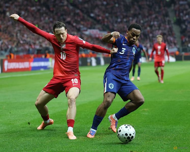 Netherlands move to within one point of World Cup berth
