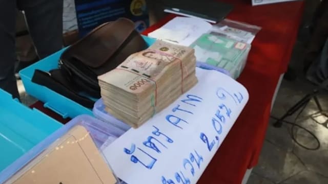 中国男涉跨国诈骗在泰被捕 警方查获数千张银行卡