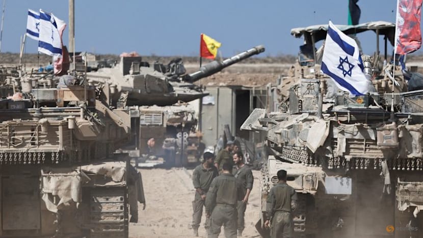 Israel says ceasefire and aid to resume after airstrikes kill 26 in Gaza