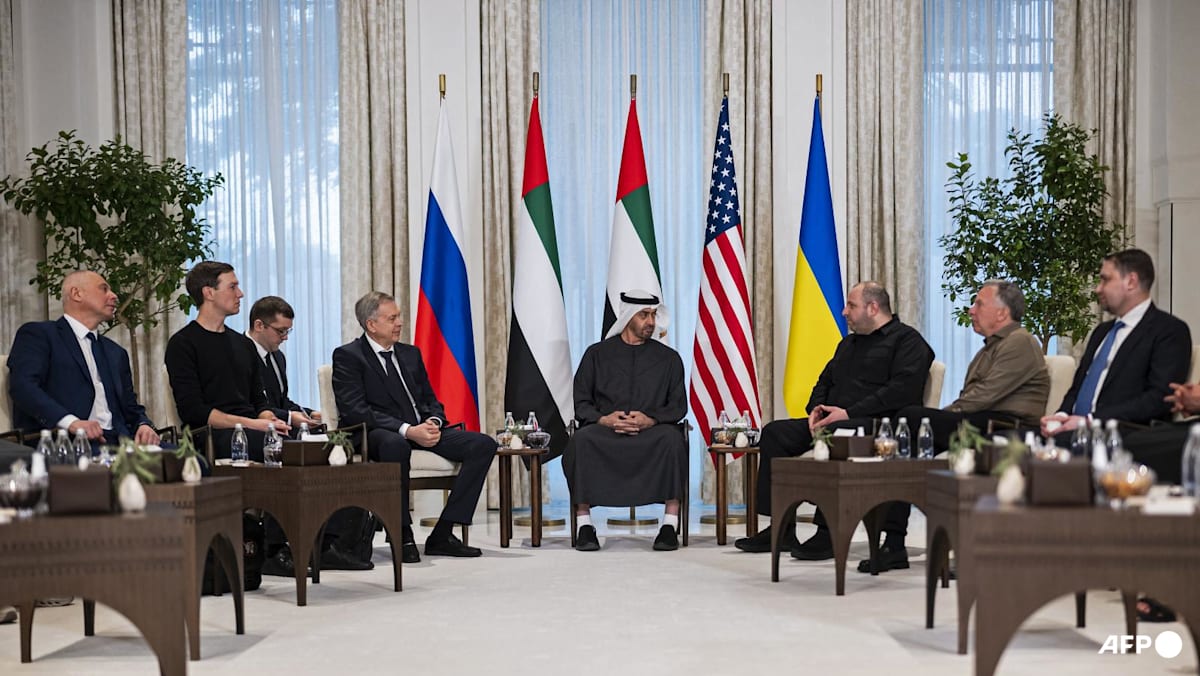 Commentary: US, Russia and Ukraine keep talking past each other on peace