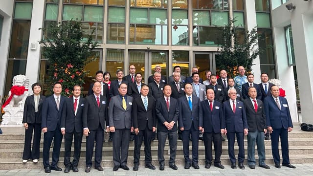 潮州经贸代表团到访 与我国两潮州团体进行交流