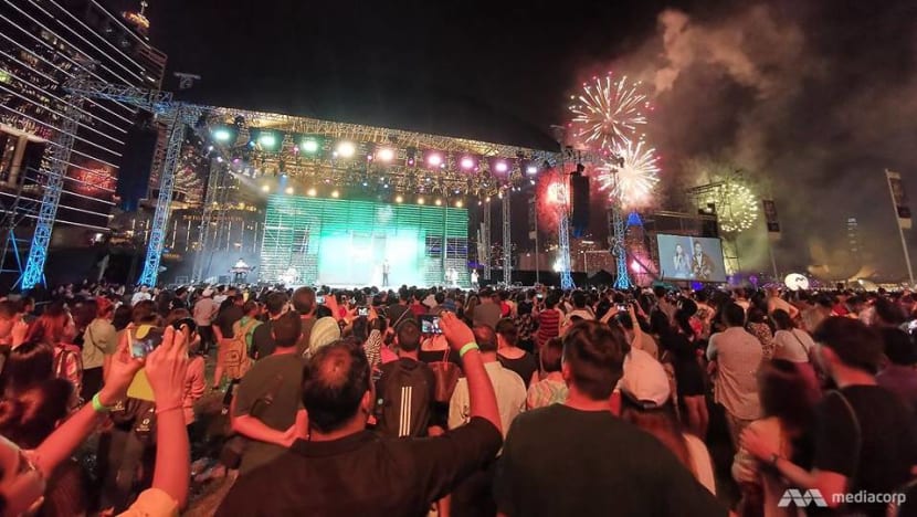 Fireworks, dance, music: Fun for all at Mediacorp's New Year countdown party Fireworks, dance, music: Fun for all at Mediacorp's New Year countdown party