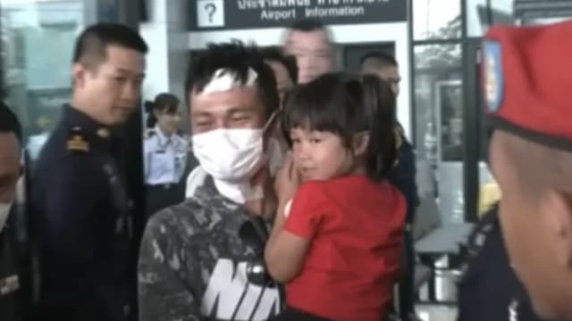 遭哈马斯成员割喉 泰男侥幸生还返回泰国