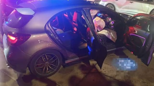无照开车狂飙避警追捕 惯犯青少年上庭控18罪