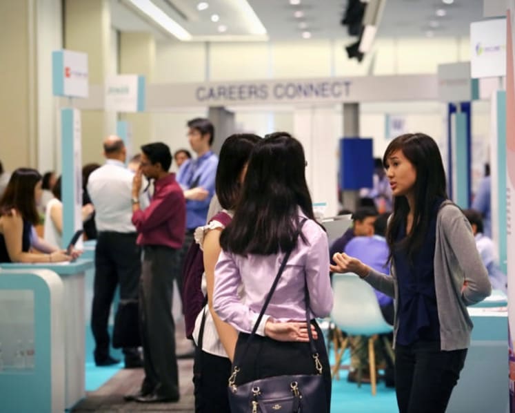 Survey findings on underemployment show S’pore’s ‘graduate poor’ earn less than $2,000 a month