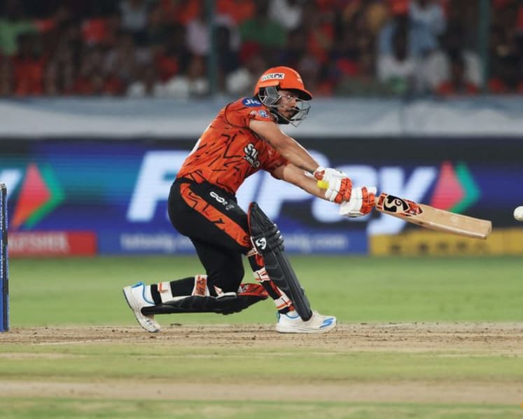 Punjab slip from top spot after loss to Hyderabad