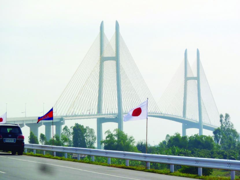 The Tsubasa Bridge has seen thousands of visitors since its opening. Photo: Facebook page of Bun Rany