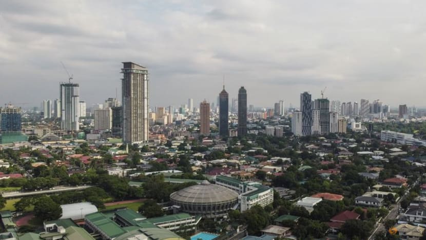 Philippines tweaks 2024 GDP growth target, revises outlook for 2025-2028 Philippines tweaks 2024 GDP growth target, revises outlook for 2025-2028