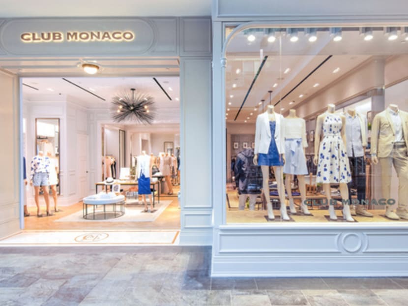 Style Scoop: GEOX, LACOSTE, Club Monaco