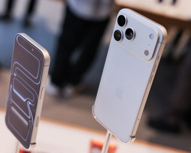 Apple suppliers Skyworks, Qorvo agree to create $22 billion radio-chip giant