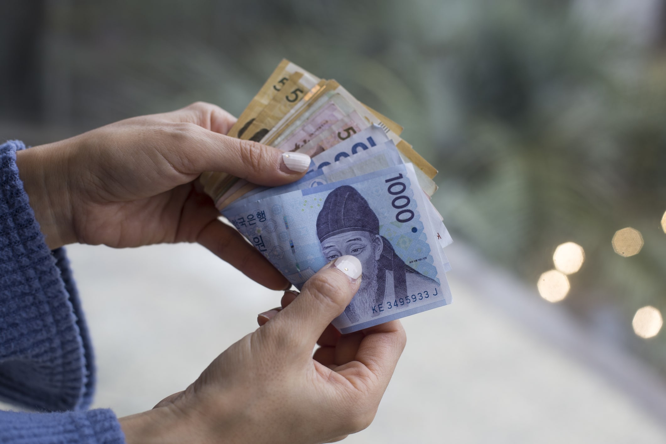 戒严引发政治危机本地分析师：韩元料续疲弱- 8world