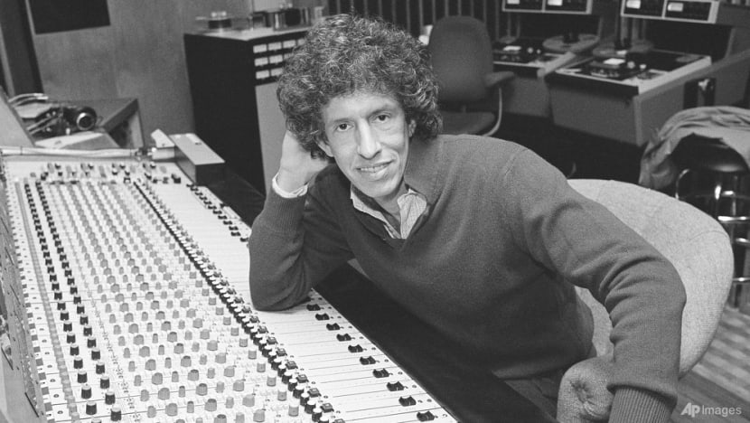 Richard Perry, record producer behind You're So Vain and other hits, dies at 82