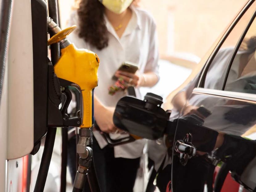 Rising petrol prices batter earnings of private-hire car and taxi drivers, as some consider quitting Rising petrol prices batter earnings of private-hire car and taxi drivers, as some consider quitting
