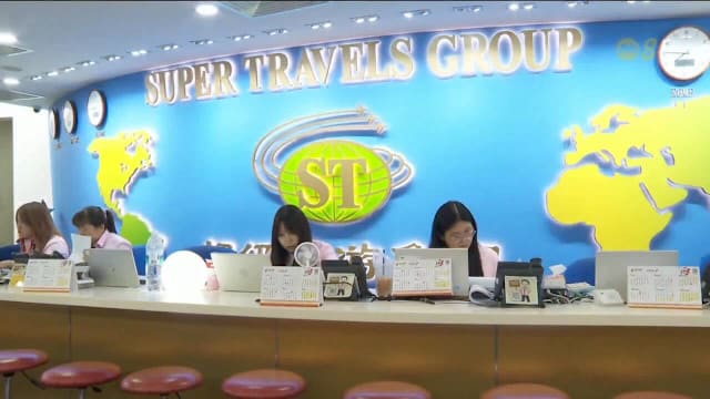 逾三成赴中国旅行团被取消航班 旅行社调整航班以如期出行