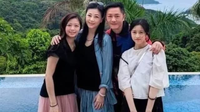 嫁给苏志威、生了2个女儿　“宝丽金小花”刘小慧身材大走样