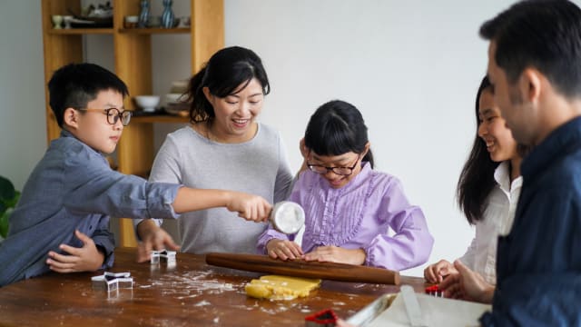 想要三胎或育有至少三个年幼孩子的家庭将获更多援助